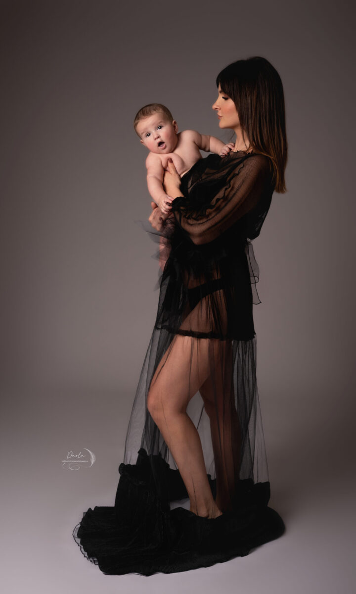 abito maternity Black Rose sartoria partenopea Paola nuvolin sartoriale made in italy la tua fotografa di famiglia