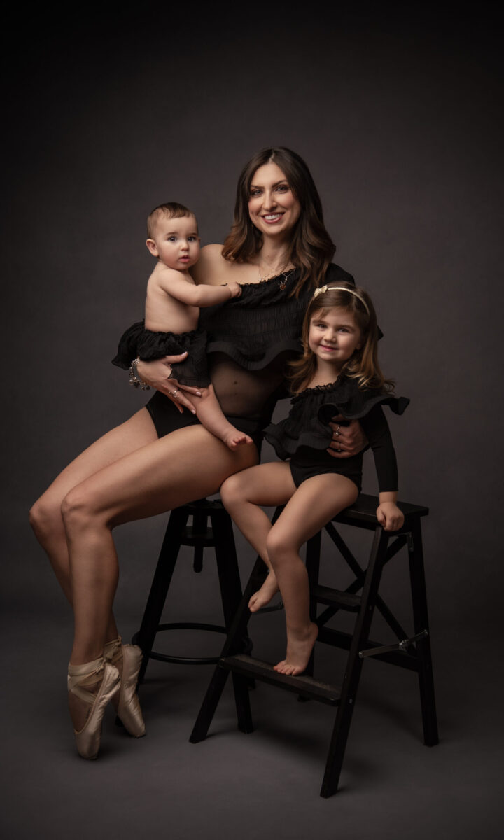 body glam mommy and me Roberta giovino il sogno nel cassetto abito mamma a figlia glam nero volant Made in Italy sartoriale photo motherhood