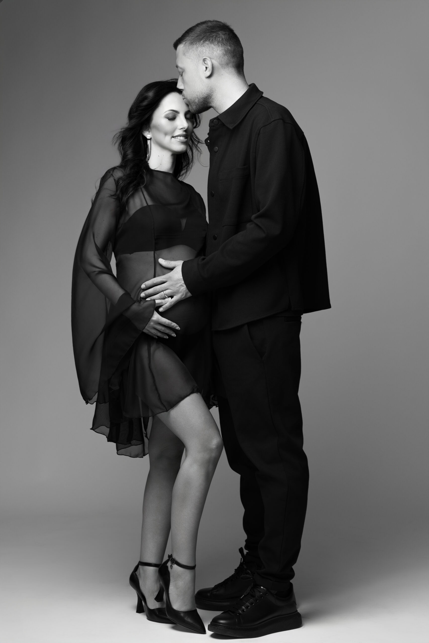 sartoria partenopea cyan Mariangela Davide abito maternity lilium organza nero sartoriale Napoli fashion glamour